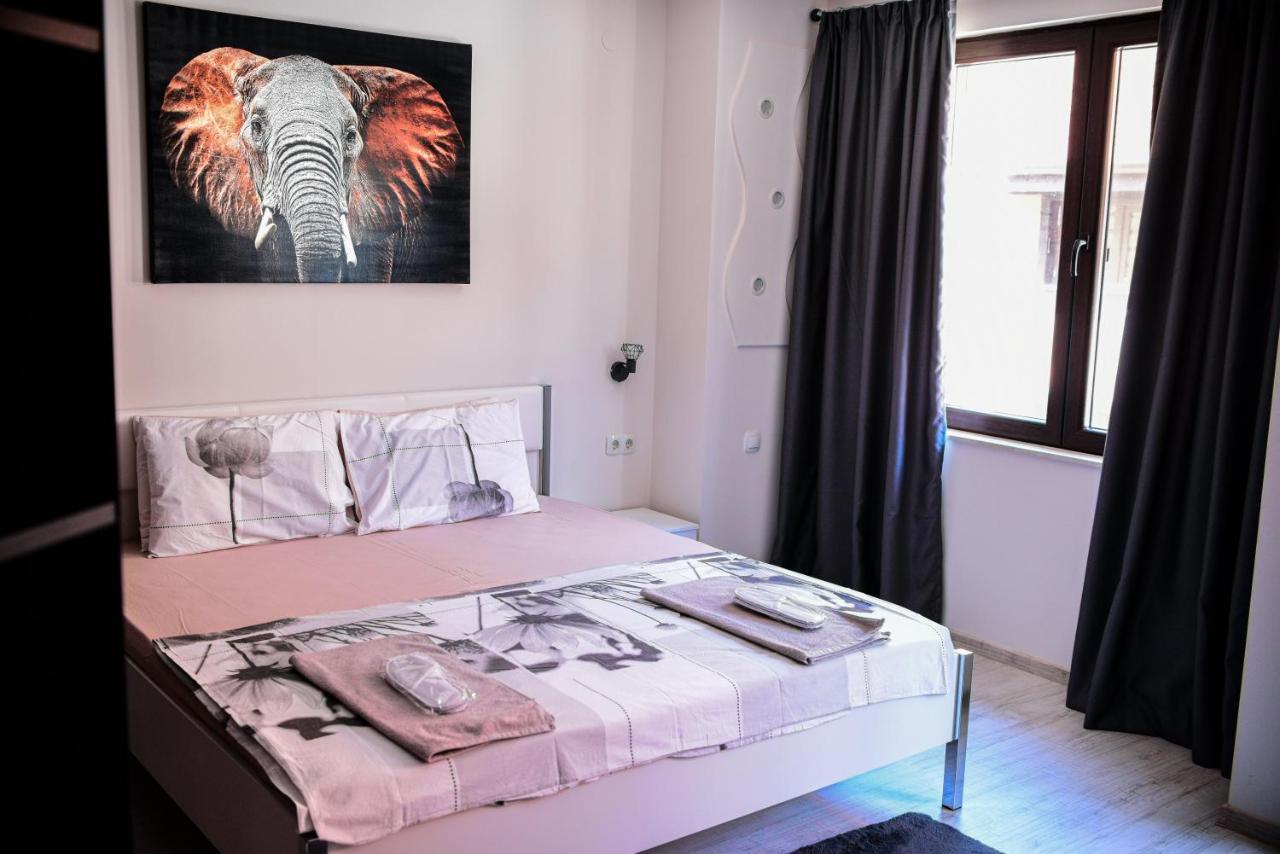 Medius Park Apartment サンダンスキ エクステリア 写真