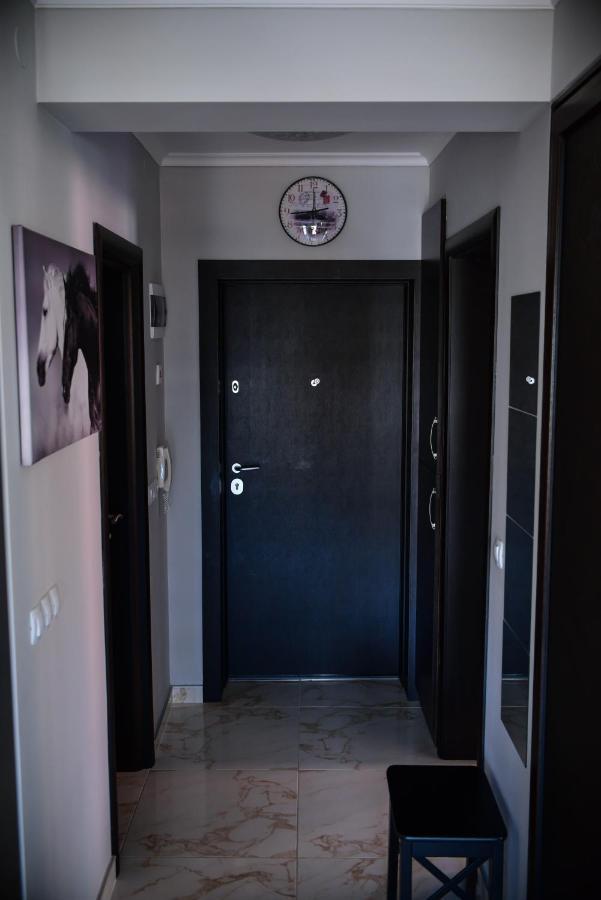 Medius Park Apartment サンダンスキ エクステリア 写真
