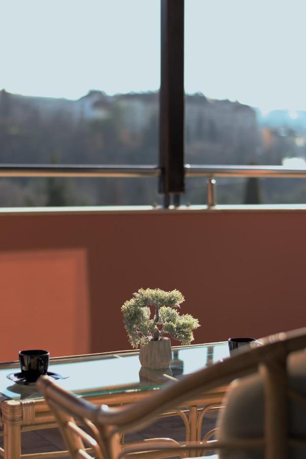 Medius Park Apartment サンダンスキ エクステリア 写真